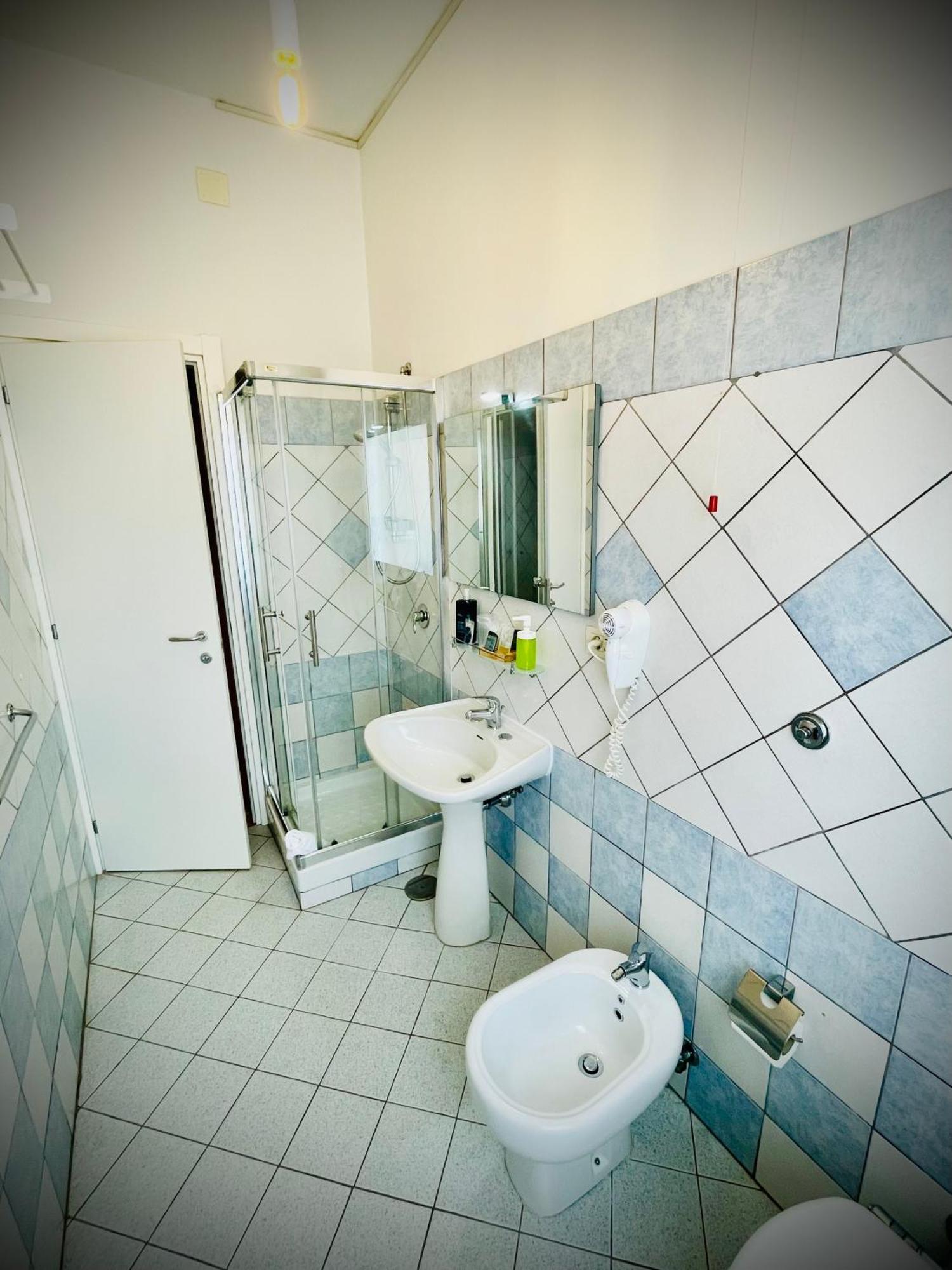 Minturnae Hotel Scauri  Exterior photo