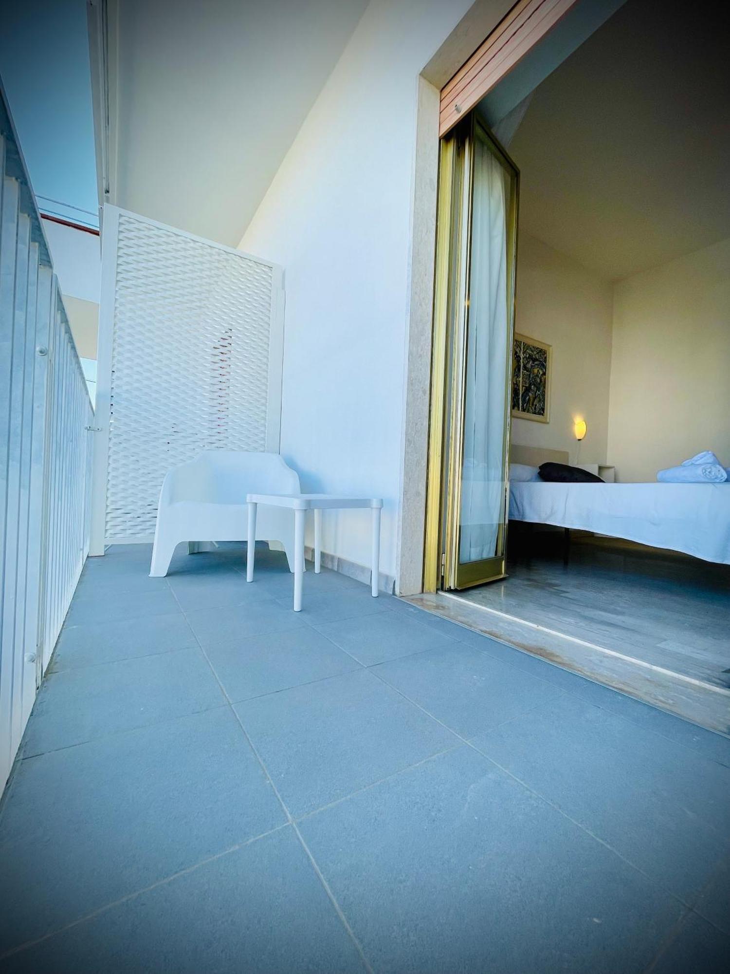 Minturnae Hotel Scauri  Exterior photo